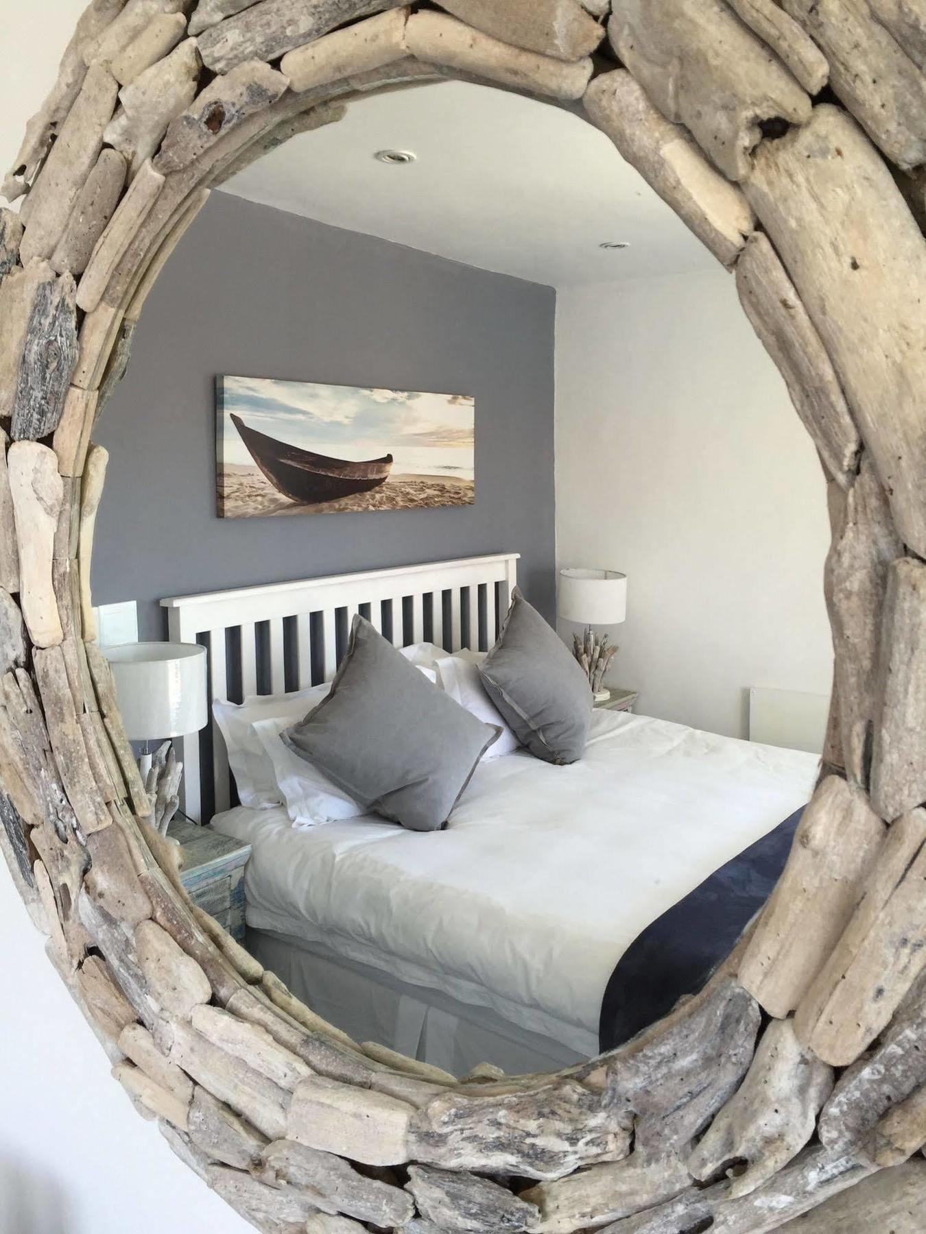 5 Options Guest House Bloubergstrand Bagian luar foto